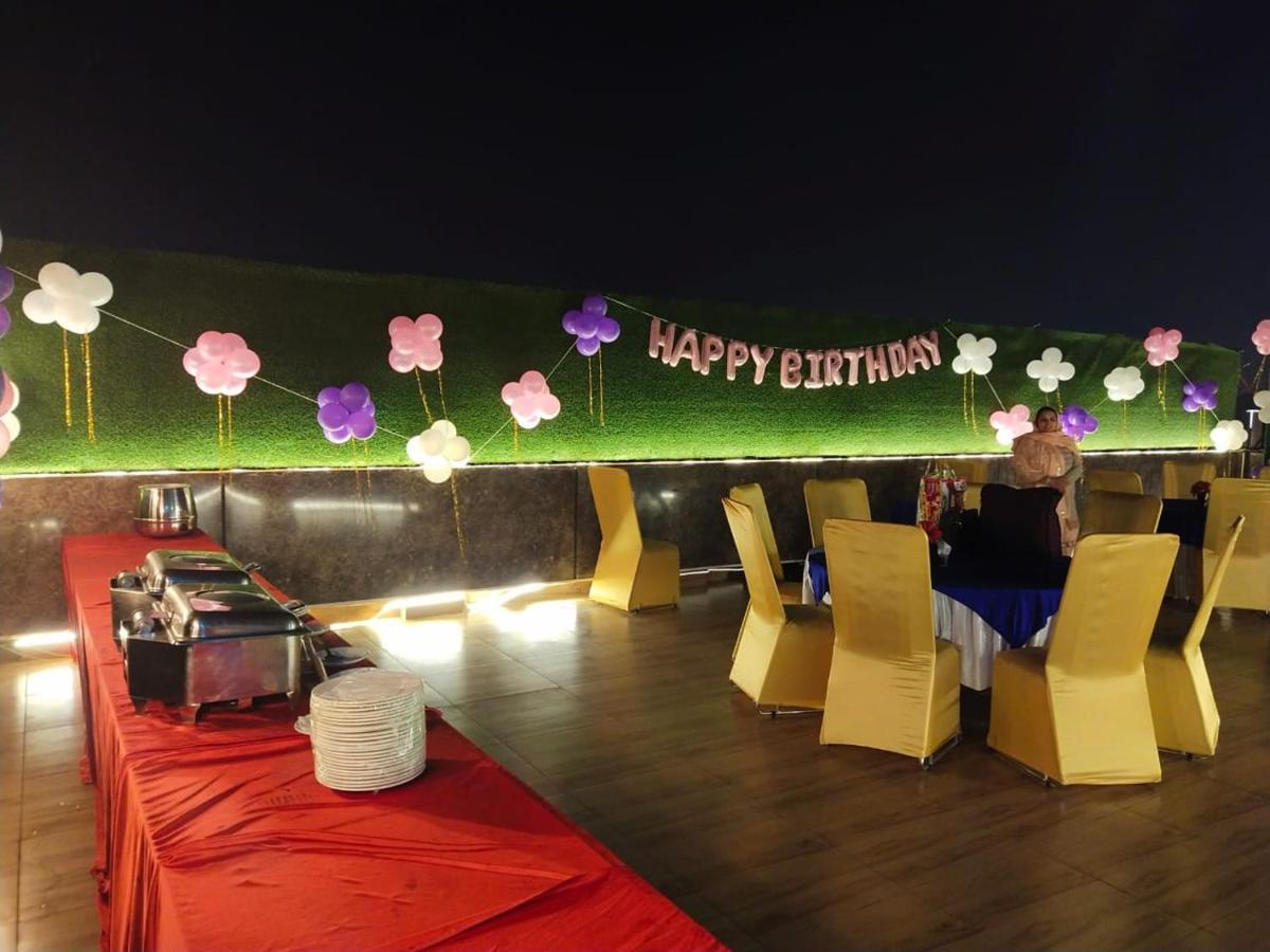 Airport Hotel Bollywood Paradise Нью-Дели Экстерьер фото